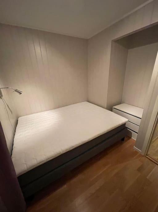 Skjomtind - Modern Apartment With Free Parking Narvik Bagian luar foto